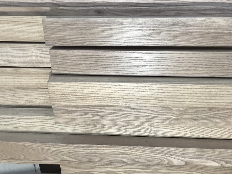 Рейка из ясеня в цвете